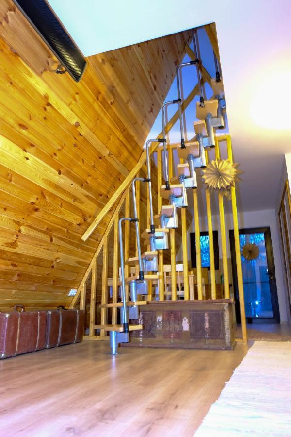 Artarica Villa Calugarenii  Ngoại thất bức ảnh